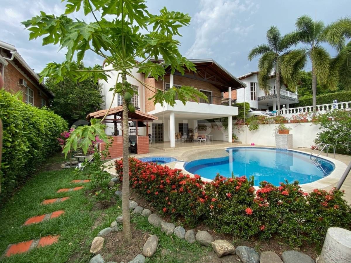 Finca en arriendo Antioquia San Jerónimo San Jerónimo 500 m2 Habitaciones 5 Baños 5 Garajes 4 Precio $7770200