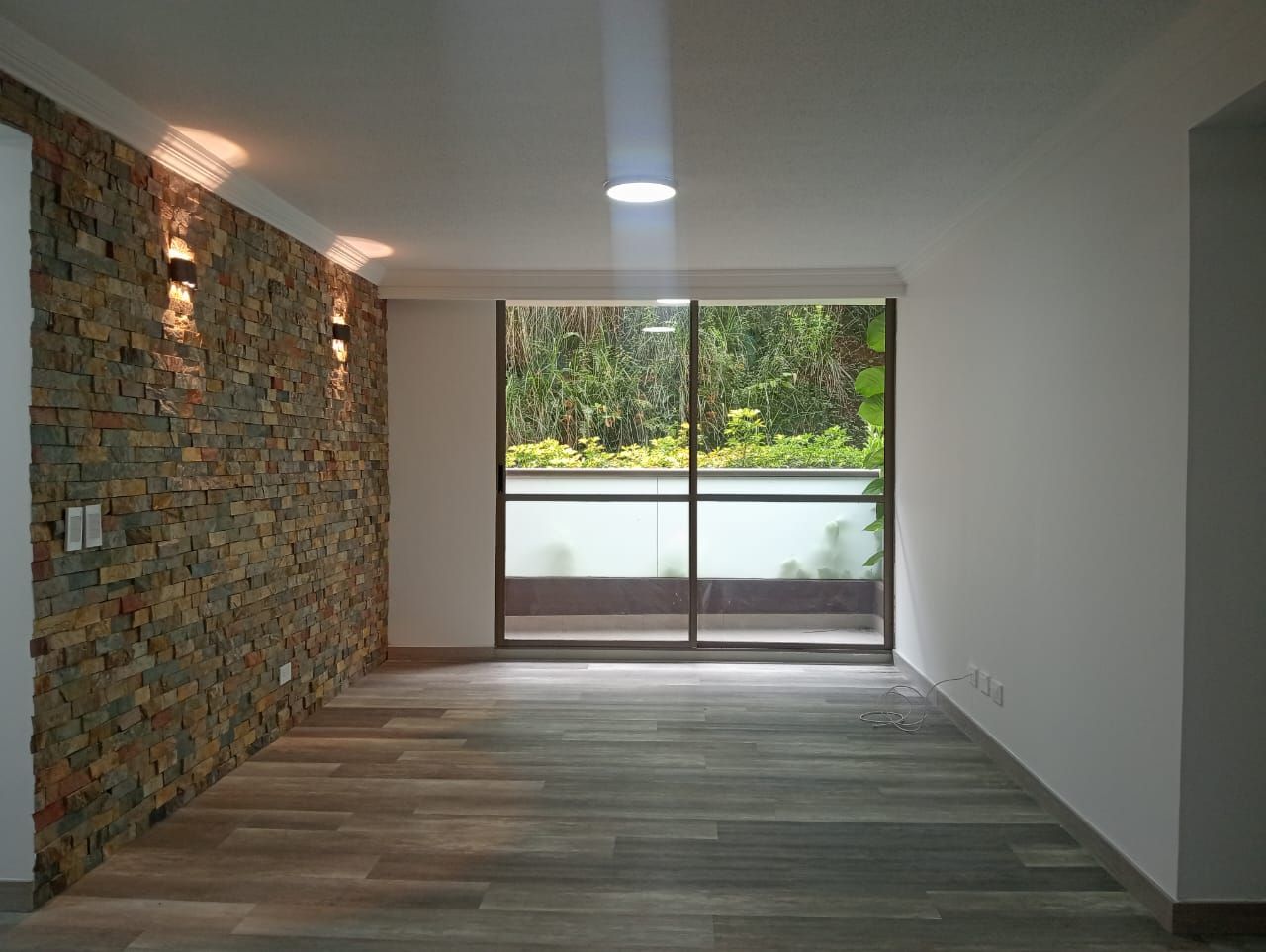 Apartamento en arriendo Antioquia Medellín Santa Teresita 82 m2 Habitaciones 3 Baños 2 Garajes 1 Precio $4000000