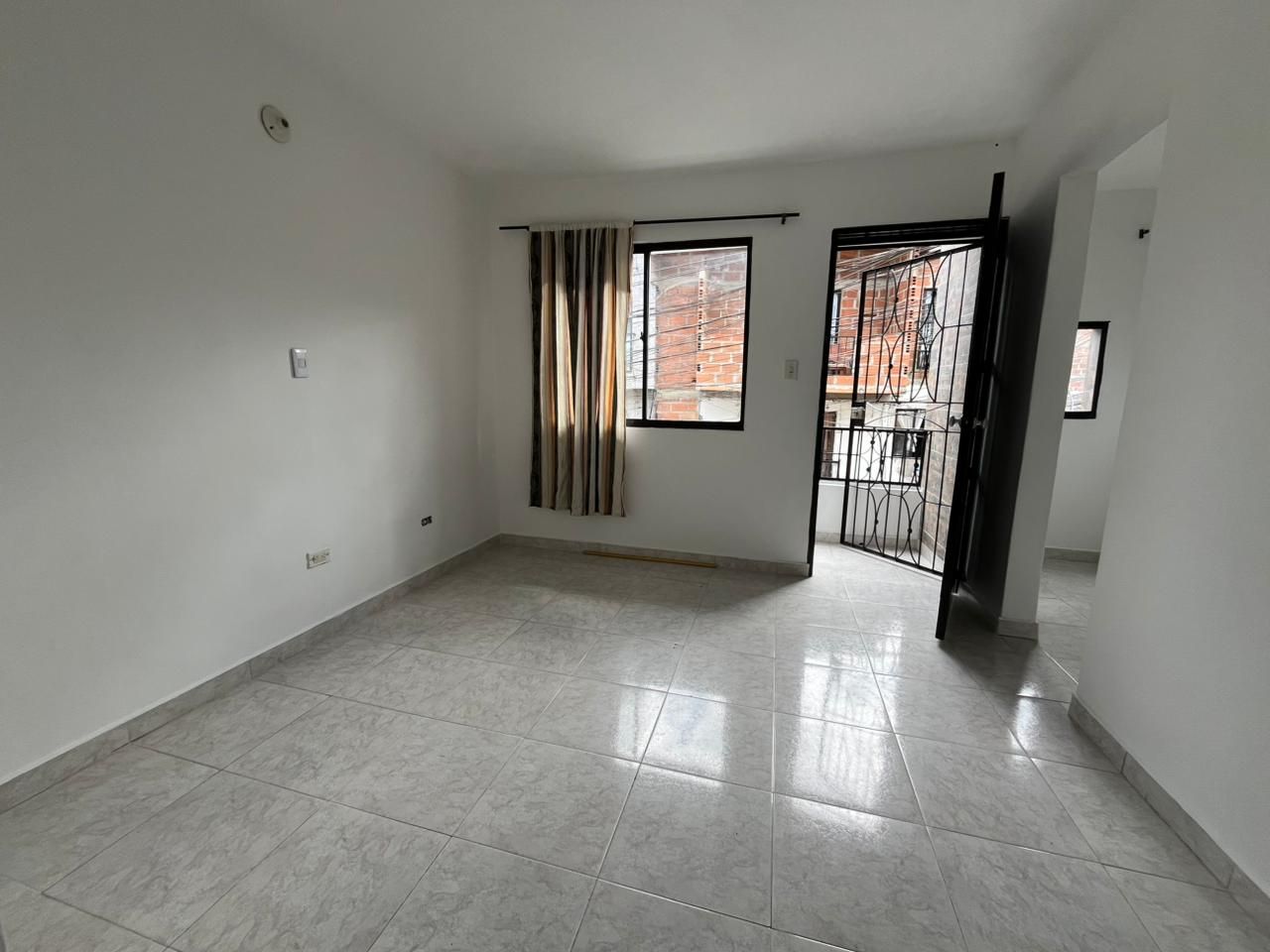 Apartamento en venta Antioquia Medellín Santa Cruz 58 m2 Habitaciones 3 Baños 2 Garajes 0 Precio $155000000
