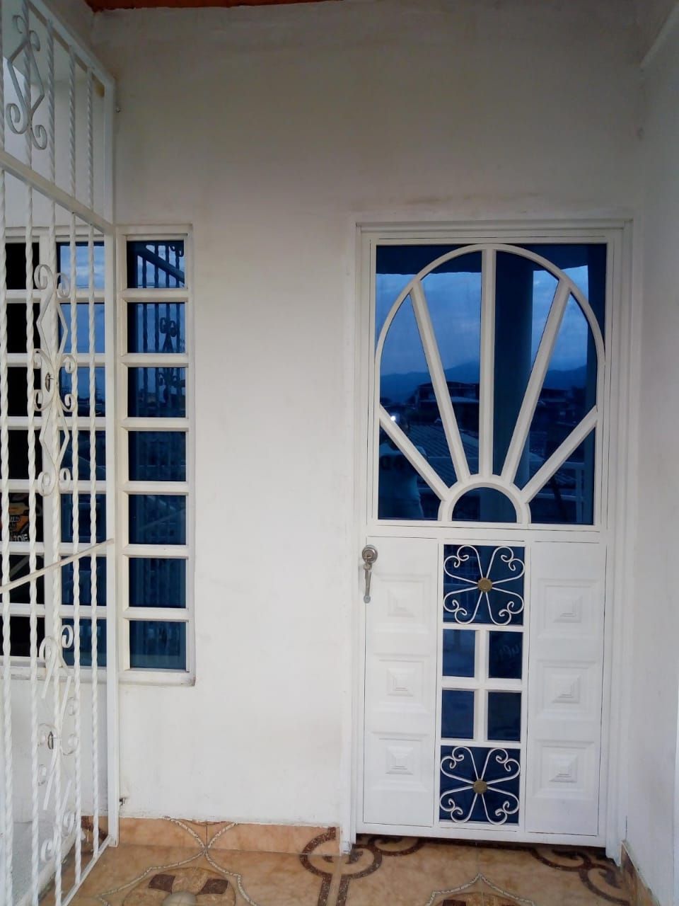 Apartamento en venta Valle Del Cauca Cali Asturias 42 m2 Habitaciones 2 Baños 1 Garajes 0 Precio $143000000