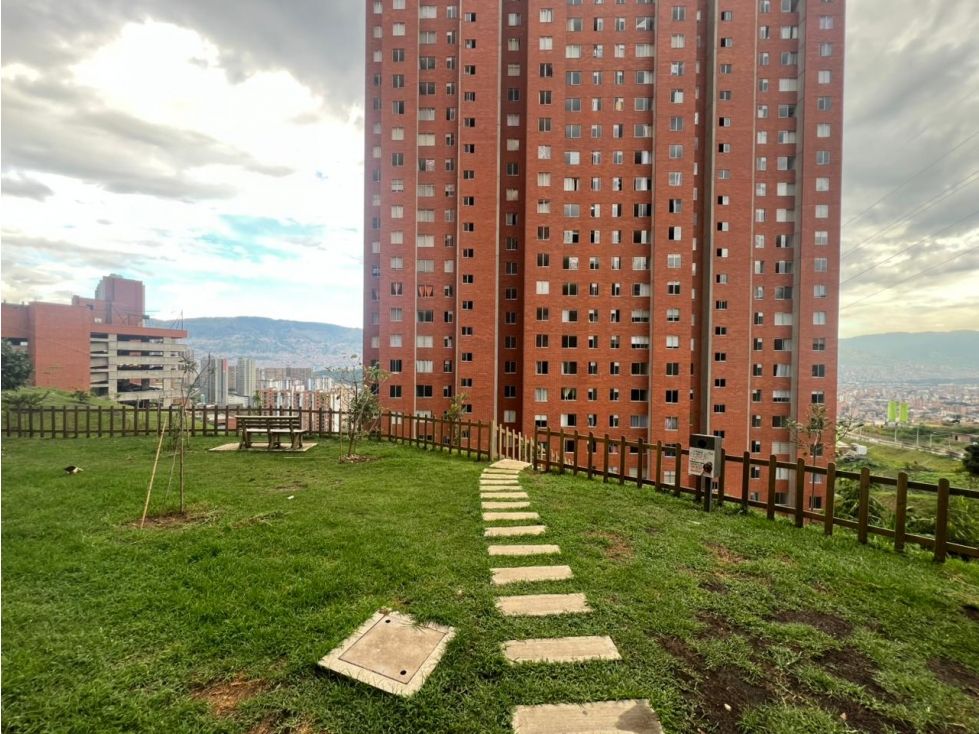 Apartamento en arriendo Antioquia Medellín La Candelaria 64 m2 Habitaciones 2 Baños 2 Garajes 1 Precio $1800000