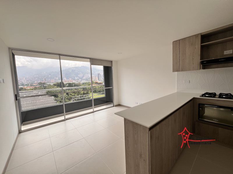 Apartamento en arriendo Antioquia Envigado Restrepo Naranjo 80 m2 Habitaciones 3 Baños 2 Garajes 0 Precio $2900000