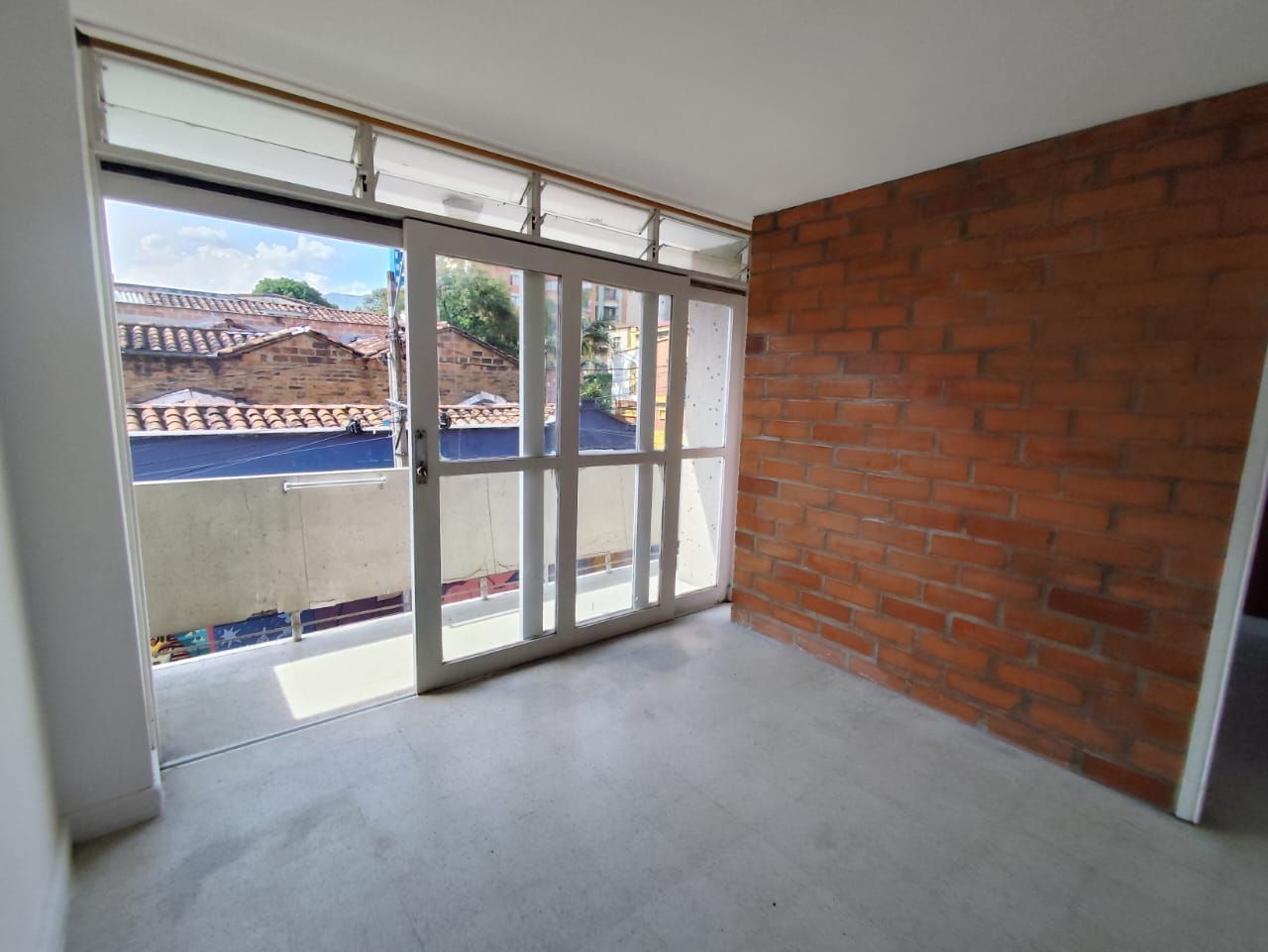 Apartamento en arriendo Antioquia Medellín Boston 60 m2 Habitaciones 2 Baños 2 Garajes 0 Precio $1600000