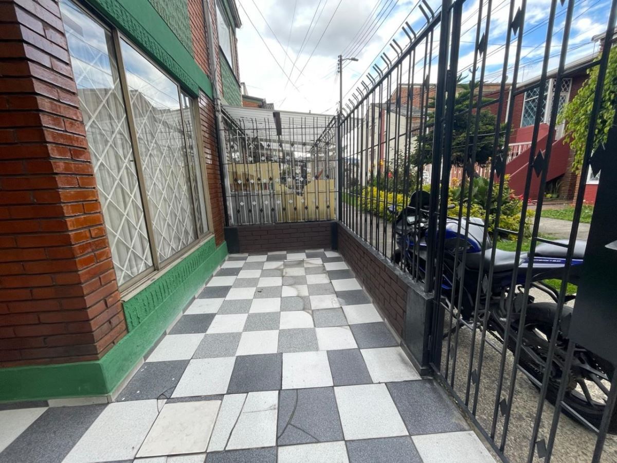 Apartamento en arriendo Cundinamarca Bogotá Ub Azafranes 68 m2 Habitaciones 3 Baños 2 Garajes 0 Precio $1800000