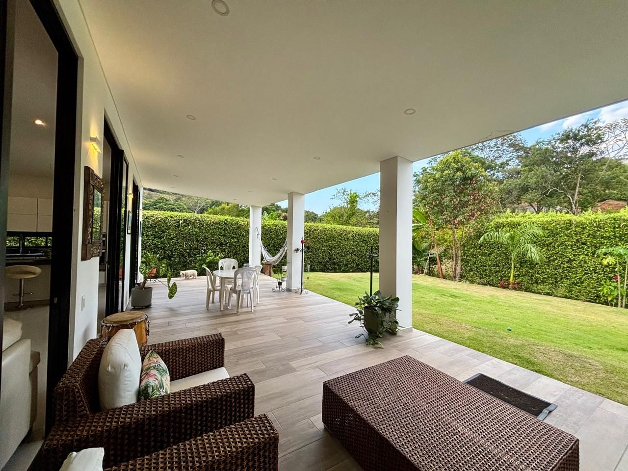 Casa en venta Valle Del Cauca Jamundí Cn Campestre Verde Horizonte 450 m2 Habitaciones 5 Baños 5 Garajes 7 Precio $1995000000