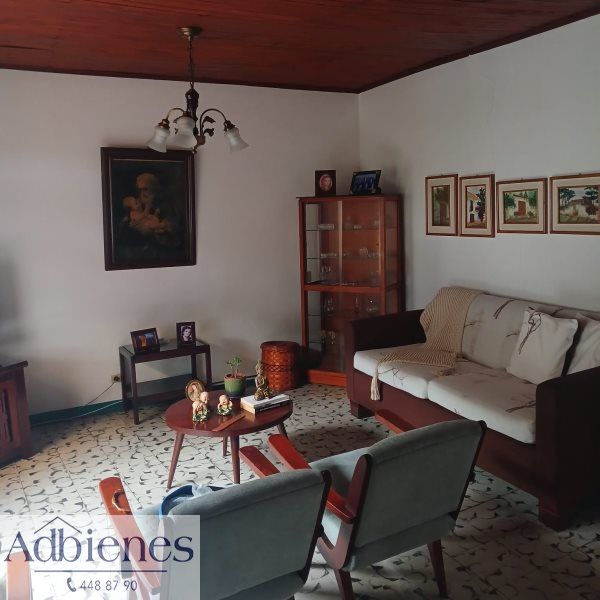 Casa en venta Antioquia Medellín Laureles 155 m2 Habitaciones 3 Baños 3 Garajes 1 Precio $990000000