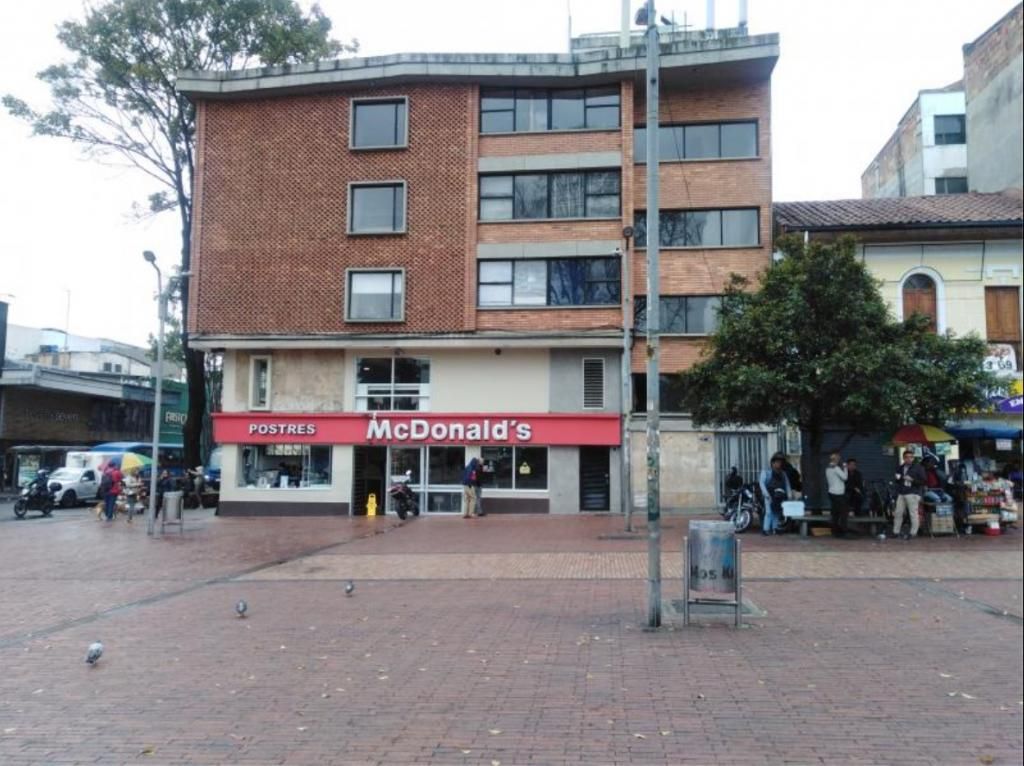 Oficina en venta Cundinamarca Bogotá Chapinero Norte 51 m2 Habitaciones 0 Baños 0 Garajes 0 Precio $240000000