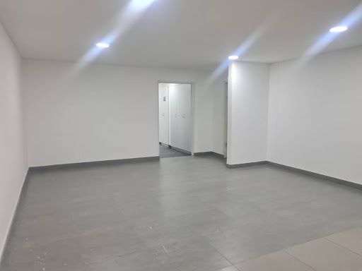 Local en arriendo Cundinamarca Bogotá Sagrado Corazon 250 m2 Habitaciones 0 Baños 2 Garajes 1 Precio $15000000