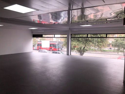 Local en venta Cundinamarca Bogotá Jorge Eliécer Gaitán 300 m2 Habitaciones 0 Baños 4 Garajes 0 Precio $1860000000