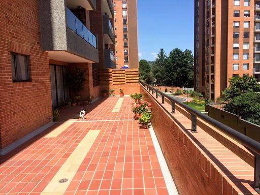 Apartamento en venta Cundinamarca Bogotá Casa Blanca Suba 172 m2 Habitaciones 3 Baños 5 Garajes 2 Precio $1450000000
