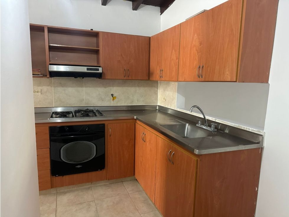 Apartaestudio en arriendo Antioquia Medellín Estadio 100 m2 Habitaciones 0 Baños 2 Garajes 0 Precio $2700000