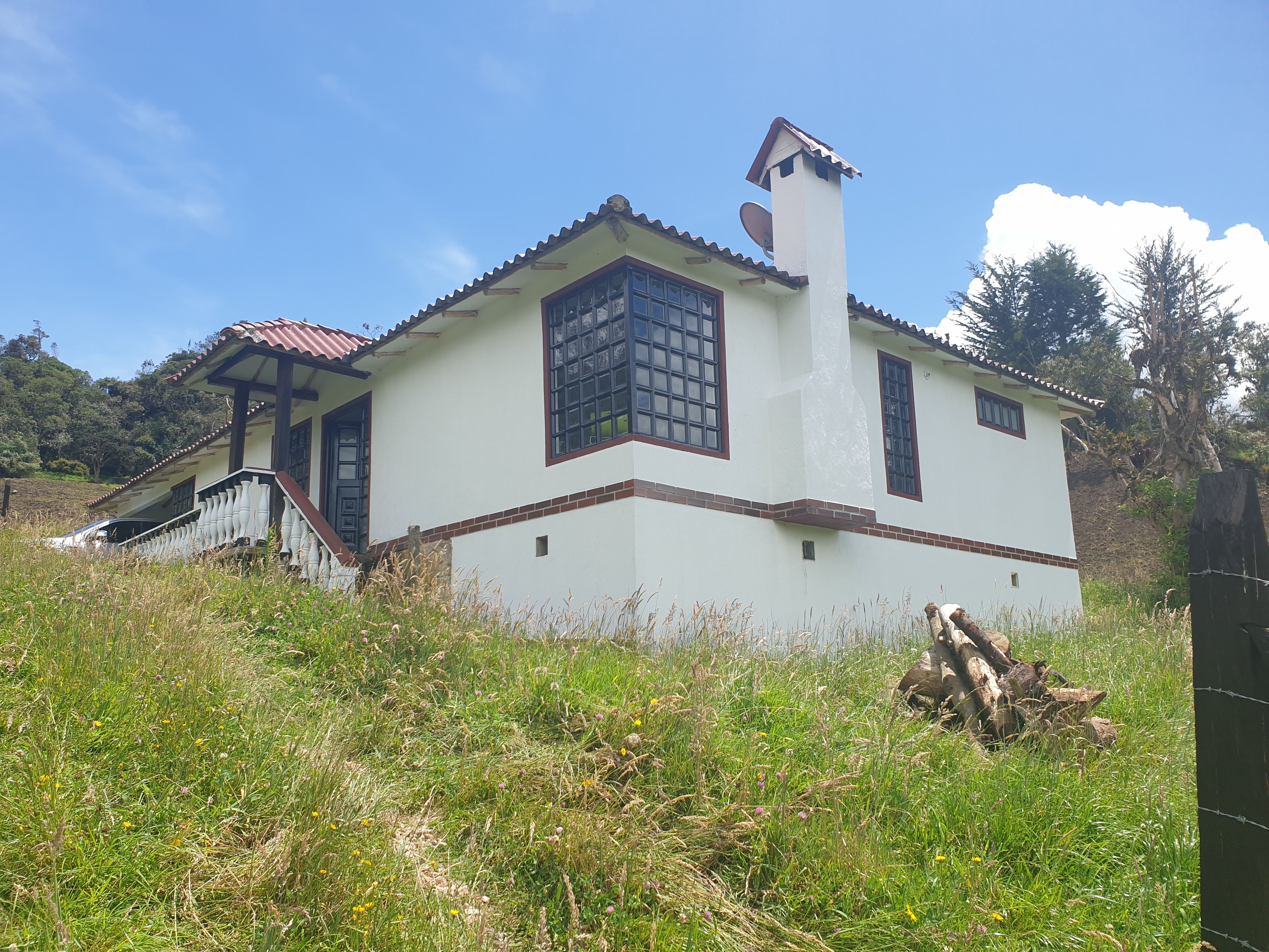 Finca en venta Cundinamarca La Calera La Pradera De Potosí 165 m2 Habitaciones 3 Baños 2 Garajes 2 Precio $850000000