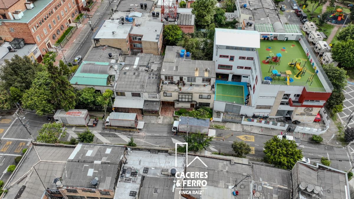 Casa en venta Cundinamarca Bogotá Las Américas 529 m2 Habitaciones 6 Baños 4 Garajes 1 Precio $5200000000