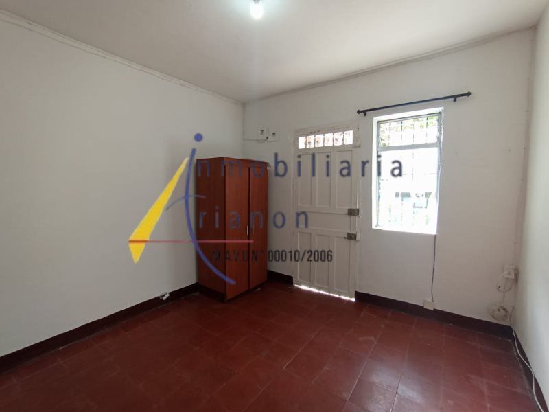Apartaestudio en arriendo Antioquia Medellín Miravalle 20 m2 Habitaciones 1 Baños 1 Garajes 0 Precio $850000