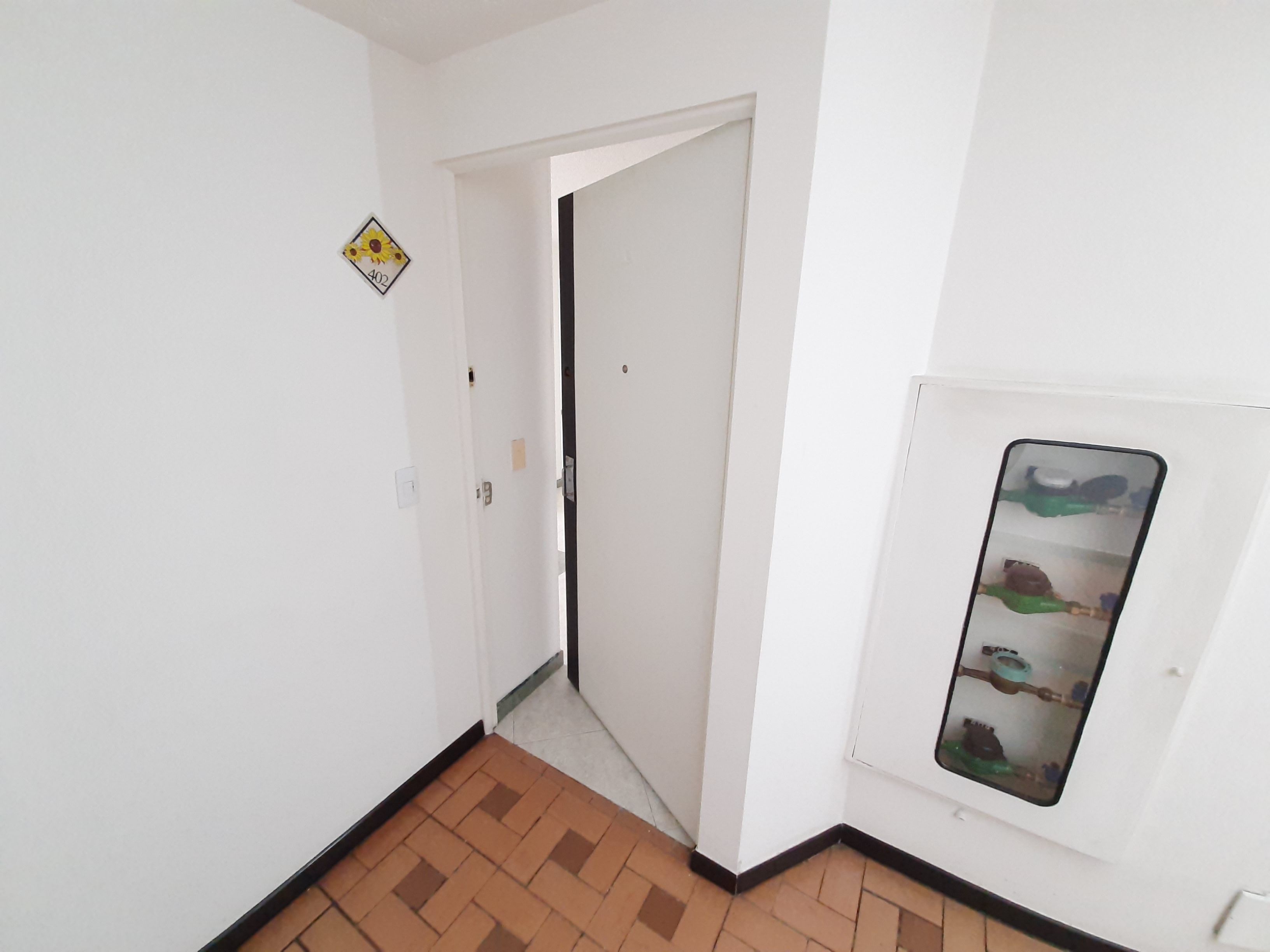 Apartamento en arriendo Cundinamarca Bogotá Cjr Cipreses 50 m2 Habitaciones 2 Baños 1 Garajes 1 Precio $1650000