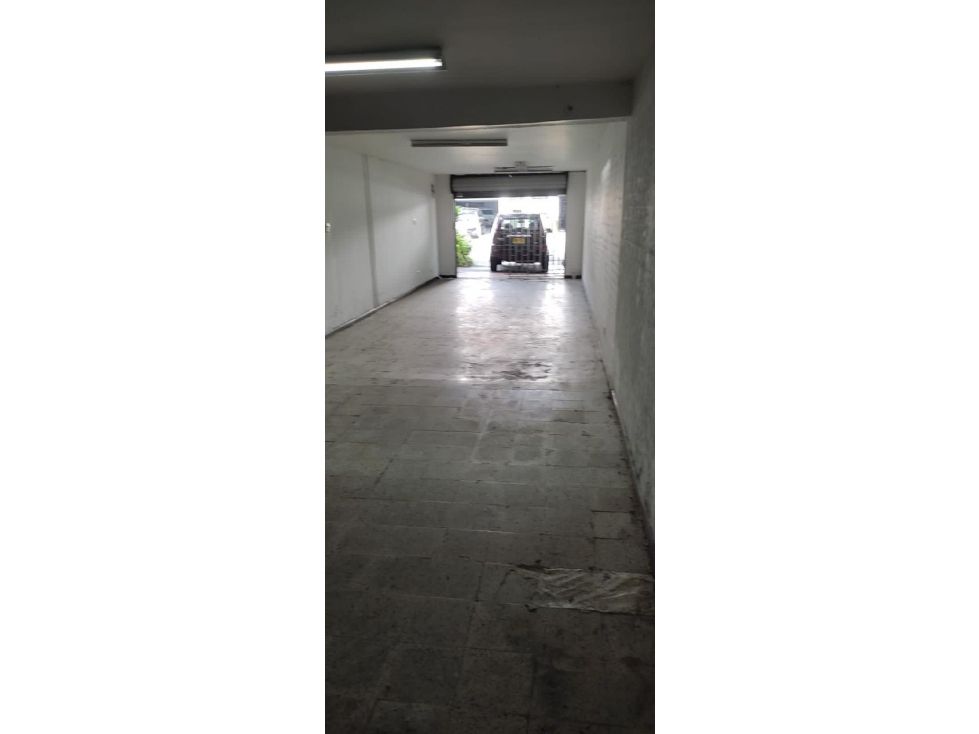 Local en arriendo Antioquia Medellín Cuarta Brigada 50 m2 Habitaciones 0 Baños 1 Garajes 0 Precio $3000000