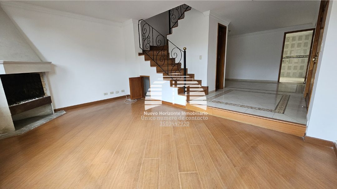 Casa en arriendo Cundinamarca Chía El Campin 107 m2 Habitaciones 3 Baños 4 Garajes 2 Precio $3200000