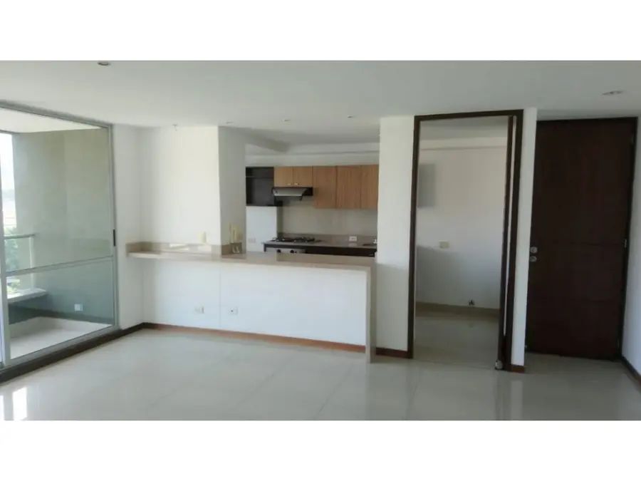 Apartamento en arriendo Antioquia Medellín Simesa 90 m2 Habitaciones 3 Baños 2 Garajes 2 Precio $2200000