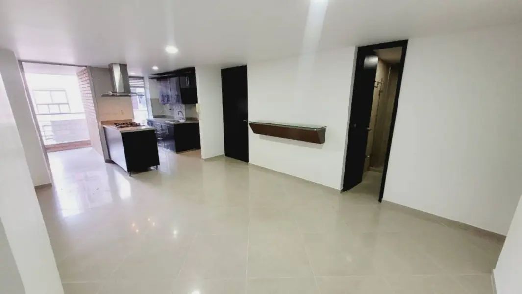 Apartamento en arriendo Antioquia Medellín Rosales 70 m2 Habitaciones 3 Baños 2 Garajes 2 Precio $2000000