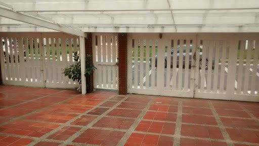 Casa en venta Cundinamarca Bogotá Mónaco 344 m2 Habitaciones 4 Baños 4 Garajes 6 Precio $1200000000