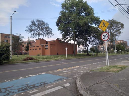 Edificio en venta Cundinamarca Bogotá Americas Occidental Et I 765 m2 Habitaciones 0 Baños 11 Garajes 0 Precio $2700210925