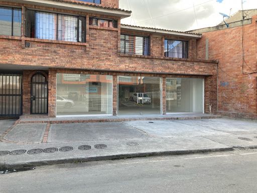 Edificio en venta Cundinamarca Chía Chia 1200 m2 Habitaciones 6 Baños 4 Garajes 7 Precio $2350000000