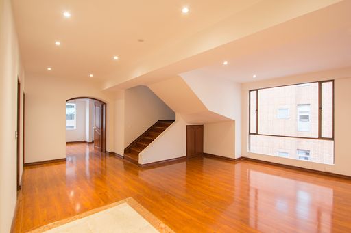 Apartamento en venta Cundinamarca Bogotá Chicó Norte 260 m2 Habitaciones 4 Baños 4 Garajes 3 Precio $1800000000