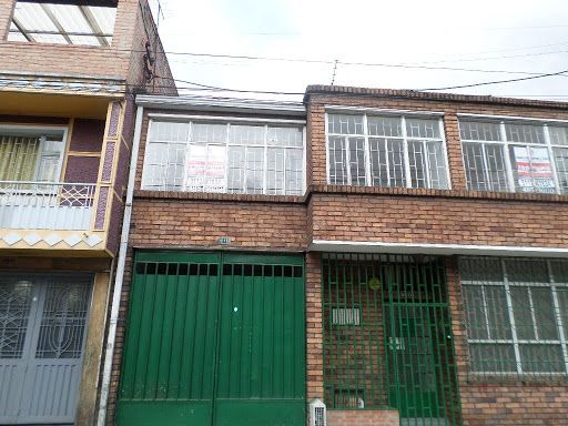 Bodega en venta Cundinamarca Bogotá Salazar Gomez 430 m2 Habitaciones 0 Baños 2 Garajes 2 Precio $1550000000