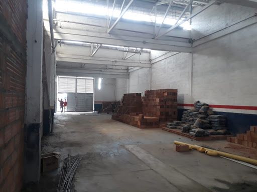 Bodega en arriendo Antioquia Medellín Trinidad 224 m2 Habitaciones 0 Baños 2 Garajes 0 Precio $10080000