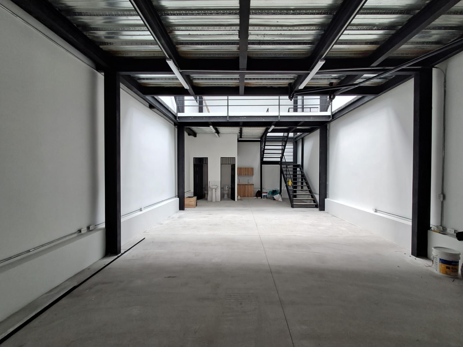 Bodega en arriendo Risaralda Pereira Providencia 165 m2 Habitaciones 0 Baños 2 Garajes 0 Precio $5000000