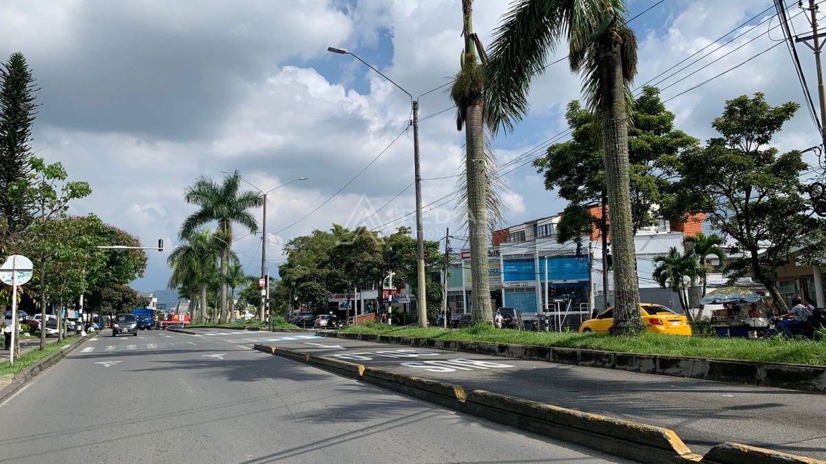 Local en arriendo Risaralda Pereira San Jose 115 m2 Habitaciones 0 Baños 2 Garajes 0 Precio $2856000