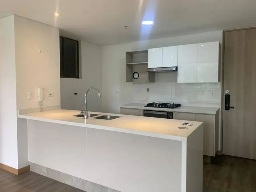 Apartamento en arriendo Antioquia Medellín El Tesoro 90 m2 Habitaciones 2 Baños 2 Garajes 1 Precio $3000000