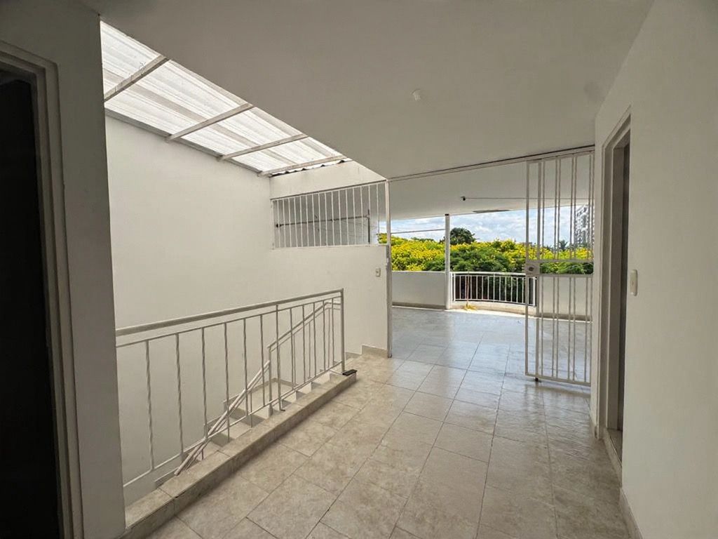 Casa en venta Valle Del Cauca Cali Lili 150 m2 Habitaciones 5 Baños 4 Garajes 2 Precio $520000000