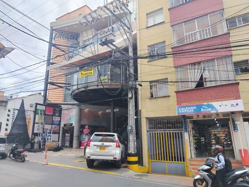 Local en arriendo Santander Floridablanca Florida 100 m2 Habitaciones 0 Baños 0 Garajes 0 Precio $4000000