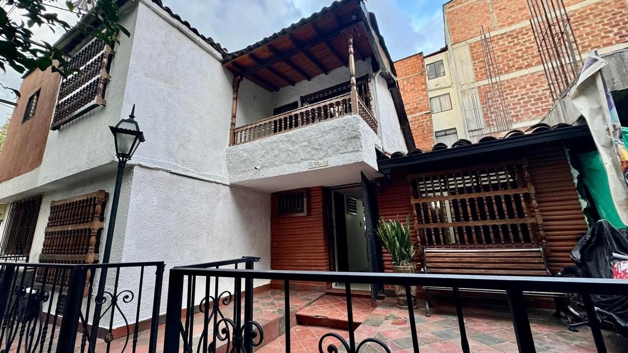 Casa en venta Antioquia Envigado La Mesa 150 m2 Habitaciones 5 Baños 5 Garajes 0 Precio $820000000