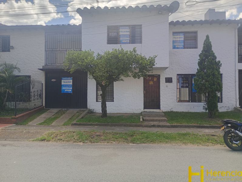 Casa en arriendo Antioquia Medellín Laureles 210 m2 Habitaciones 5 Baños 3 Garajes 1 Precio $7500000