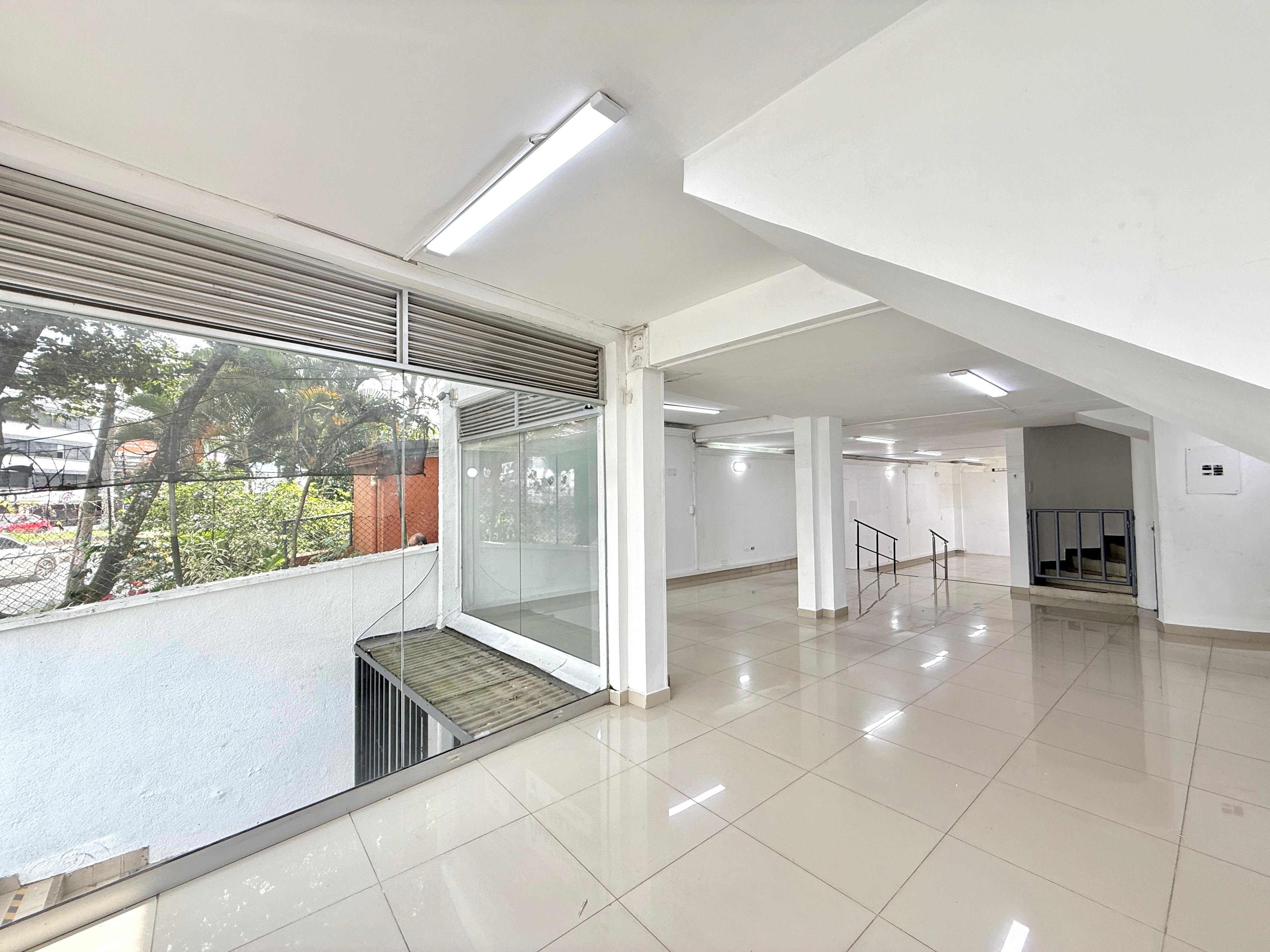 Local en arriendo Risaralda Pereira Nn 180 m2 Habitaciones 0 Baños 2 Garajes 0 Precio $4500000