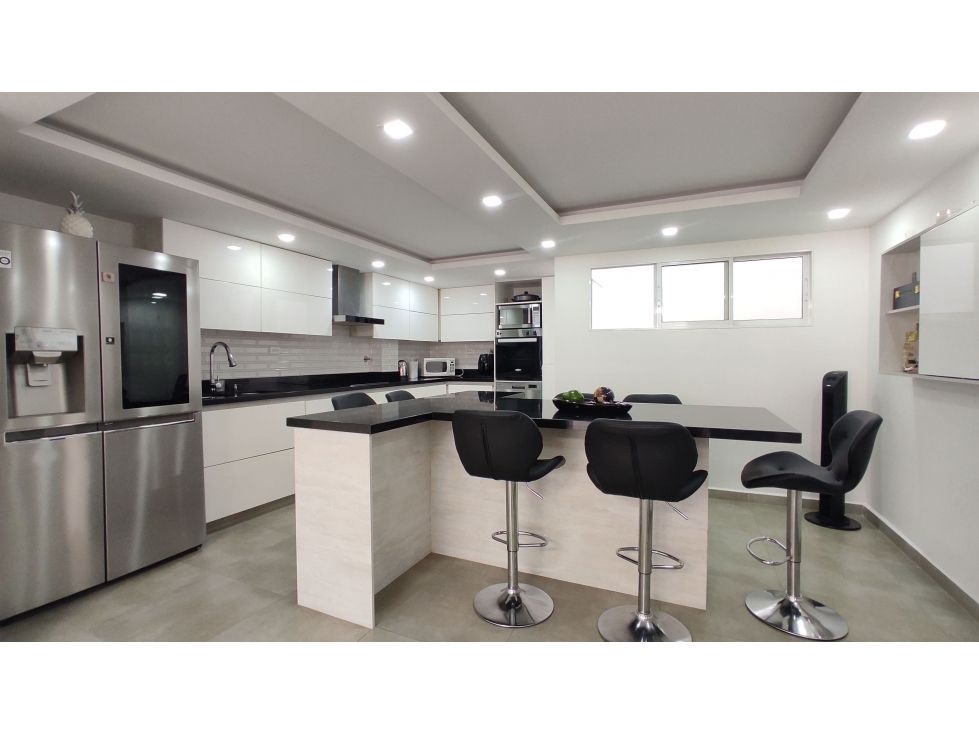 Casa en venta Antioquia Medellín La Candelaria 225 m2 Habitaciones 3 Baños 3 Garajes 1 Precio $1150000000