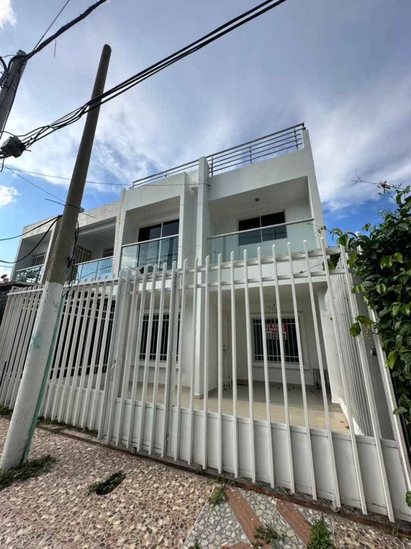 Casa en arriendo Magdalena Santa Marta Centro 90 m2 Habitaciones 4 Baños 4 Garajes 1 Precio $2500000