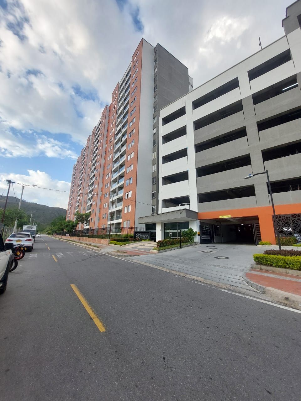 Apartamento en arriendo Santander Piedecuesta El Refugio 75 m2 Habitaciones 3 Baños 2 Garajes 1 Precio $1500000