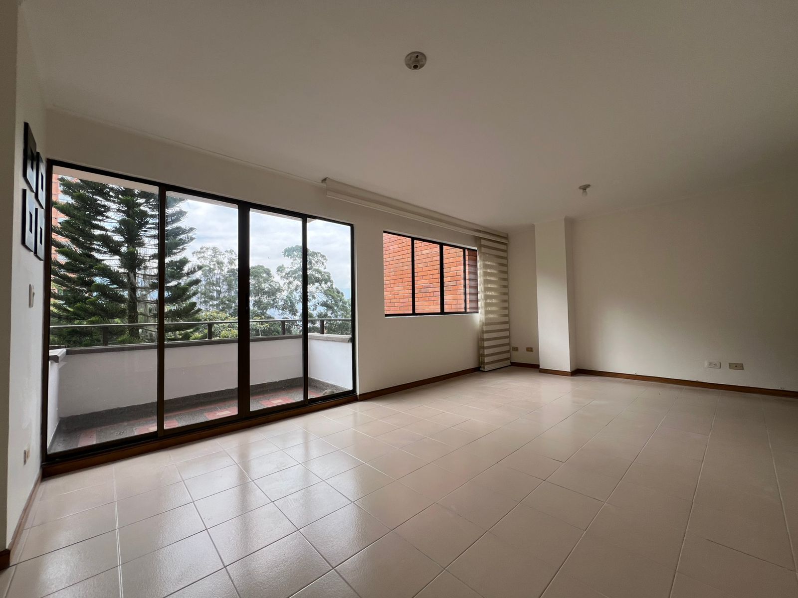 Apartamento en arriendo Antioquia Medellín El Diamante 103 m2 Habitaciones 3 Baños 2 Garajes 1 Precio $4650000