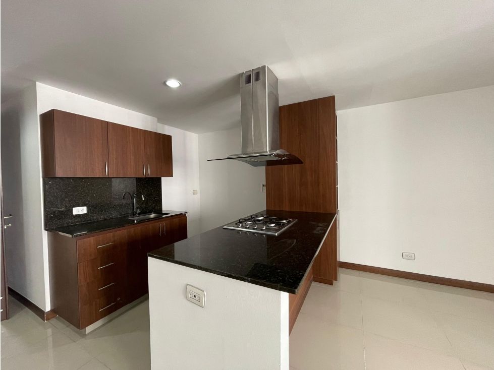 Apartamento en arriendo Antioquia Medellín Castropol 60 m2 Habitaciones 2 Baños 2 Garajes 1 Precio $4000000