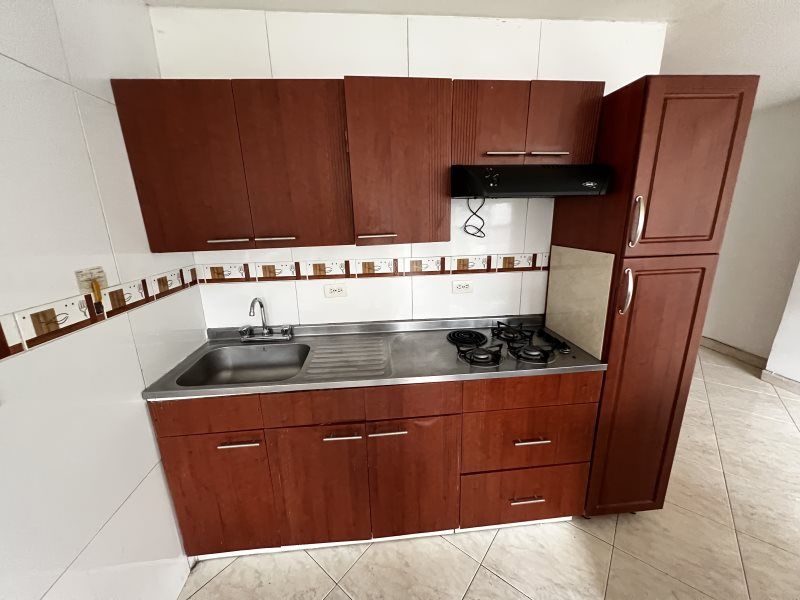 Apartamento en arriendo Antioquia Envigado La Mesa 105 m2 Habitaciones 3 Baños 2 Garajes 0 Precio $2300000