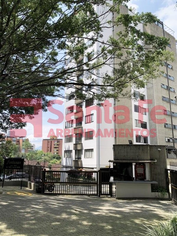 Apartamento en arriendo Antioquia Medellín El Diamante 225 m2 Habitaciones 3 Baños 5 Garajes 2 Precio $5500000