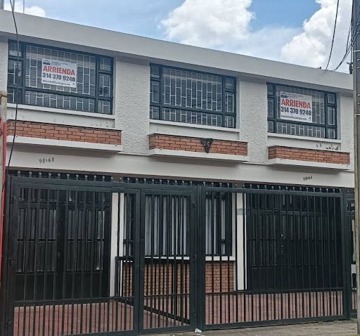 Apartamento en arriendo Cundinamarca Bogotá Los Andes 180 m2 Habitaciones 4 Baños 4 Garajes 1 Precio $4200000