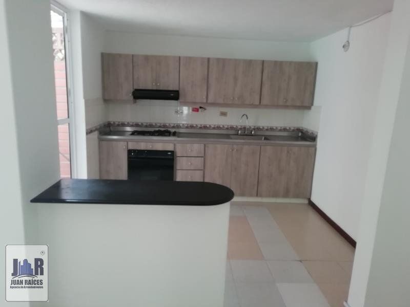Casa en arriendo Antioquia Envigado San Rafael 170 m2 Habitaciones 3 Baños 2 Garajes 2 Precio $3500000