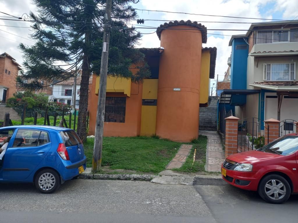 Casa en arriendo Antioquia Rionegro San Antonio 120 m2 Habitaciones 4 Baños 2 Garajes 0 Precio $2000000