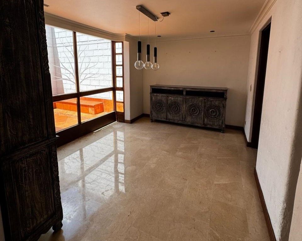 Casa en venta Antioquia Envigado Las Brujas 220 m2 Habitaciones 4 Baños 3 Garajes 1 Precio $1090000000