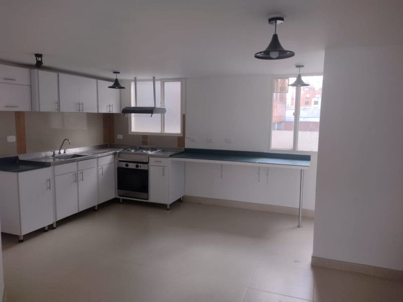 Apartamento en venta Cundinamarca Bogotá Los Cedros Oriental 102 m2 Habitaciones 3 Baños 3 Garajes 2 Precio $450000000