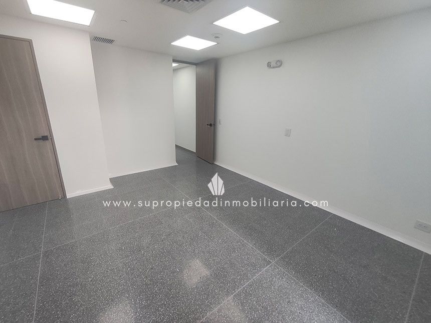 Consultorio en arriendo Antioquia Medellín San Diego 38 m2 Habitaciones 0 Baños 1 Garajes 1 Precio $5150000